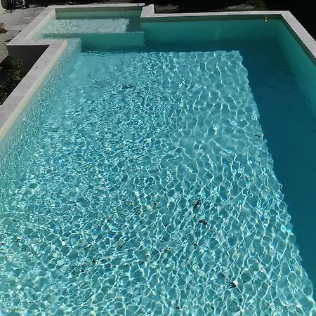 Holiday home Jolie Avec Piscine Dans Le St Emilionnais Sainte-Terre