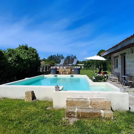 Jolie Avec Piscine Dans Le St Emilionnais