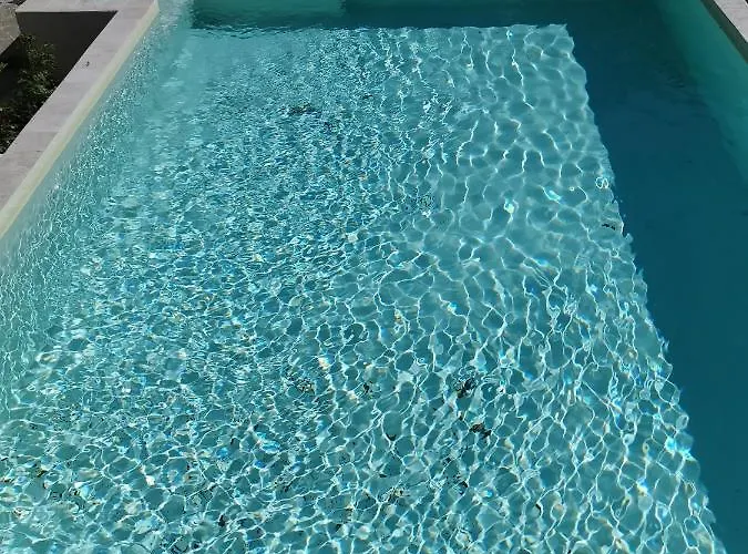 Сasa de vacaciones Jolie Avec Piscine Dans Le St Emilionnais Sainte-Terre